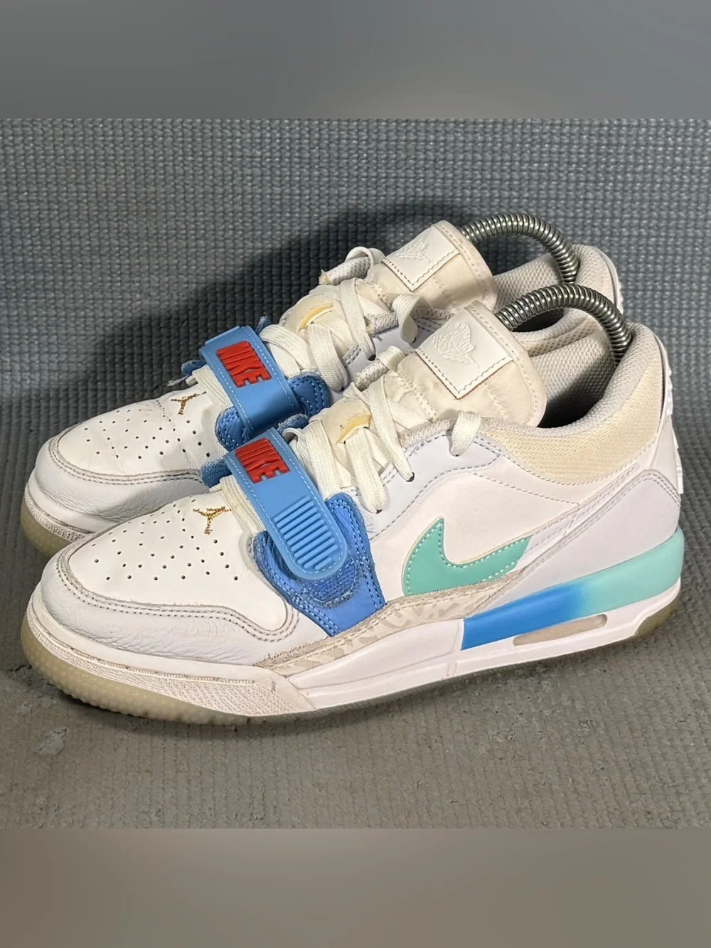 Nike Air Jordan Legacy 312 Low Emerald Rise Shoes FN8896-131 Big Kid Size 5.5Y